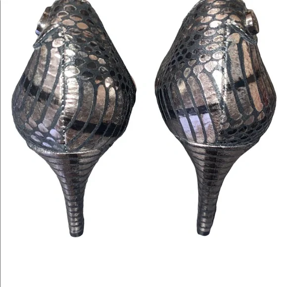 J. Reneé - Picture 3 of 5